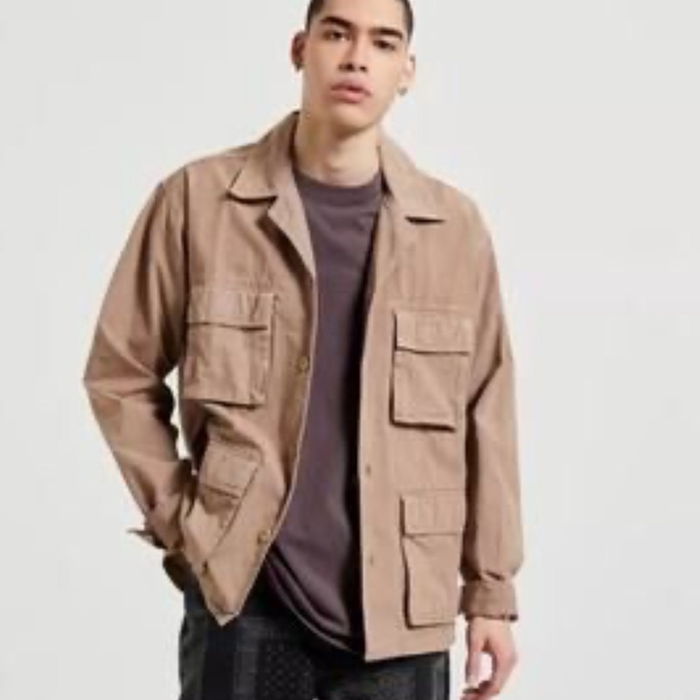 BDG Urban Outfitters Men’s Chore Utility Jacket in Khaki Brown Medium